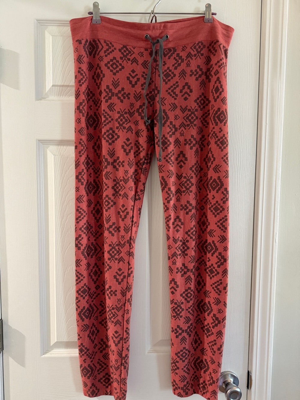 dylan Rust Red & Black Patterned Straight Leg Pants
